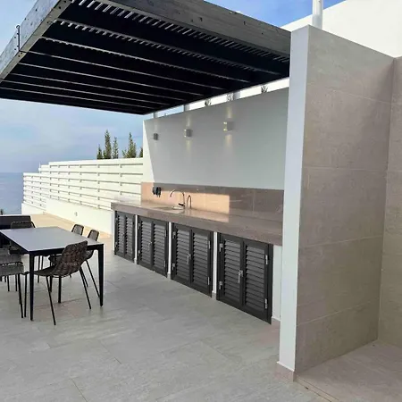 Amazing Villa! Really Comfortable! Villa Peyia