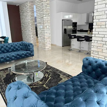 Amazing Villa! Really Comfortable! Villa
